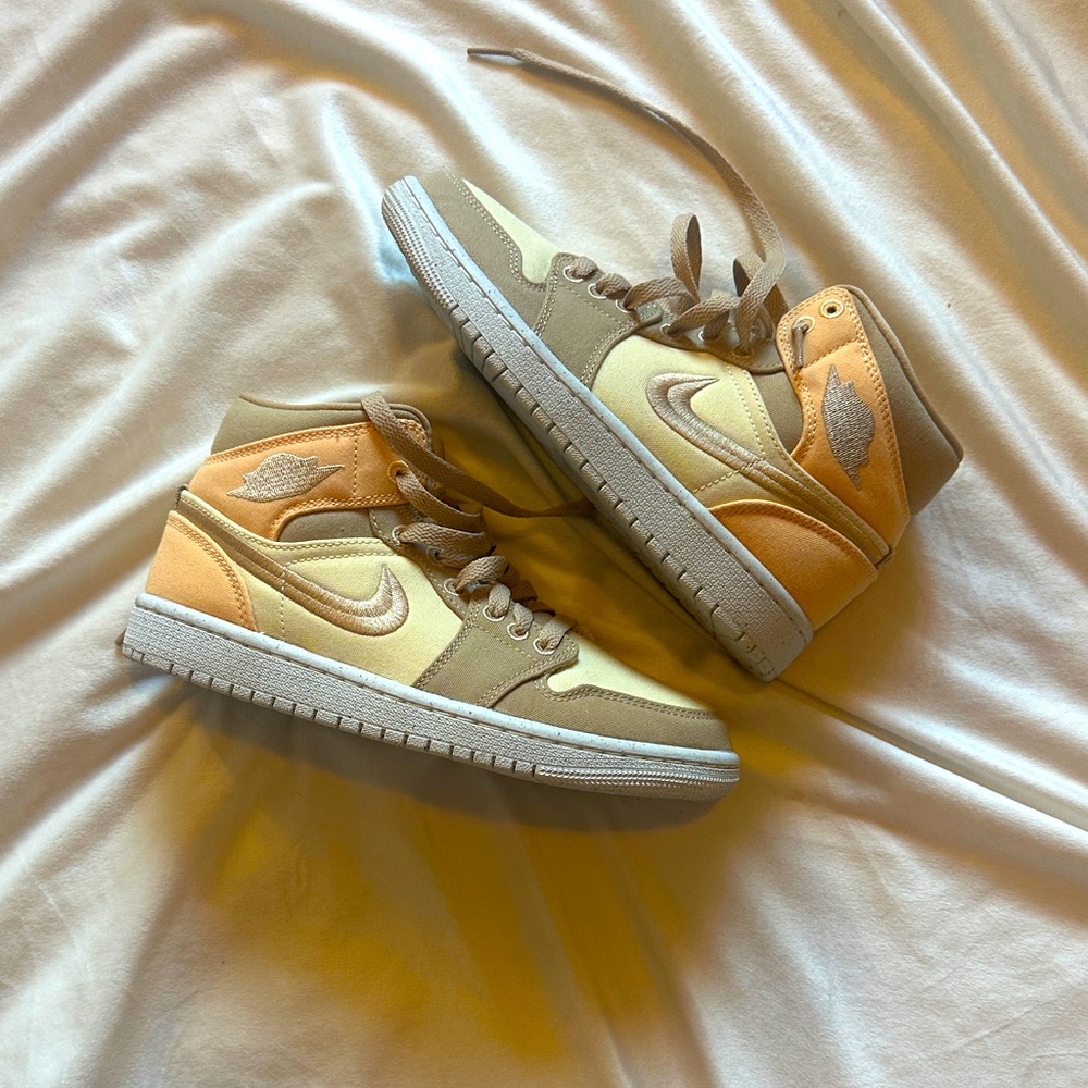 Nike shoes